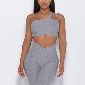 Bombshell Sportswear Lateral Scrunch Top Size Large